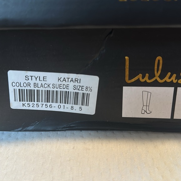 Black suede heeled boots - Picture 3 of 3